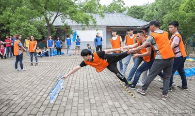安徽团队拓展训练价格多少